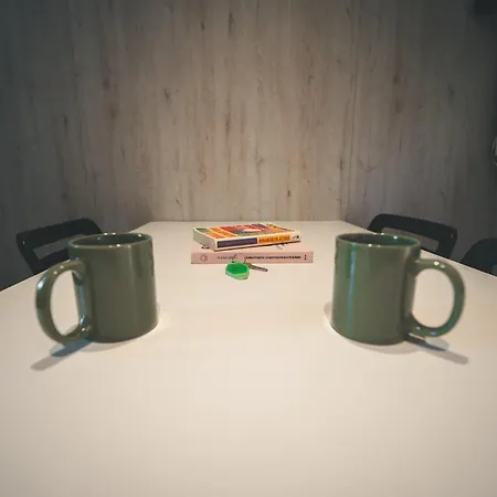 Holacamp Garrofer Kemp