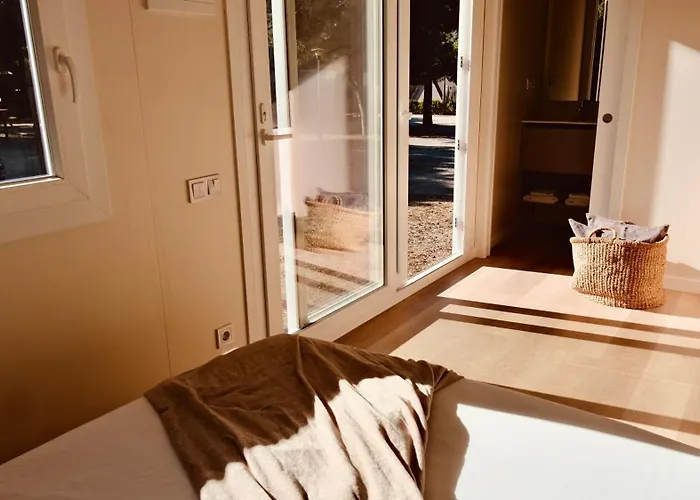 Holacamp Garrofer 2* Sitges