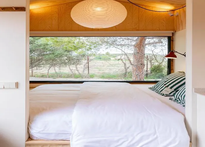 Holacamp Garrofer Kamp alanı