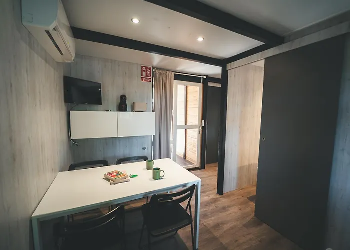 Holacamp Garrofer Kamp alanı