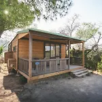 Holacamp Garrofer 2* Сиджес