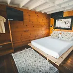 Кемпинг Holacamp Garrofer Сиджес
