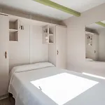 Camping Holacamp Garrofer 2*