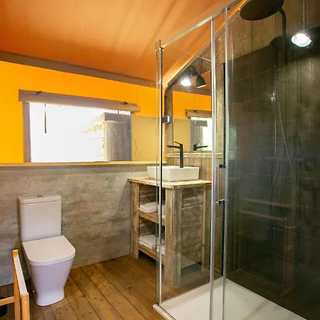 Camping Holacamp Garrofer 2*