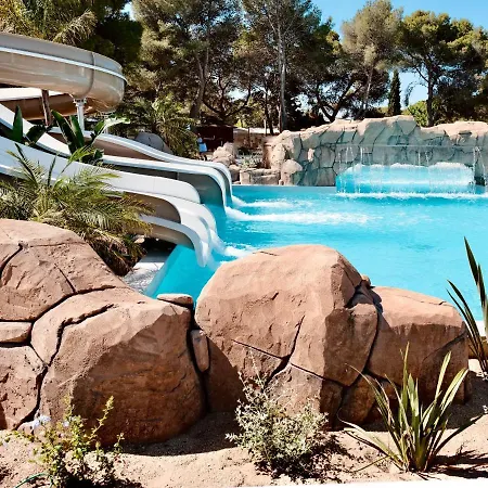 Campingplads Holacamp Garrofer