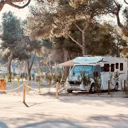 Holacamp Garrofer Campingplads Sitges