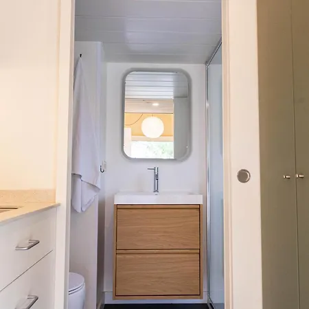 Holacamp Garrofer مكان تخييم 2*