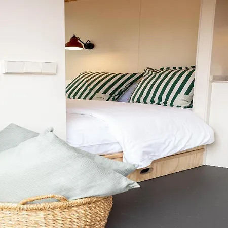 Holacamp Garrofer مكان تخييم سيدجيس