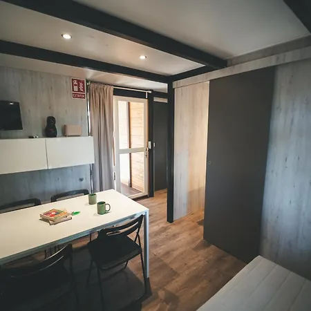 Кемпинг Holacamp Garrofer