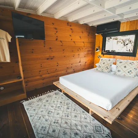 Camping Holacamp Garrofer Sitges