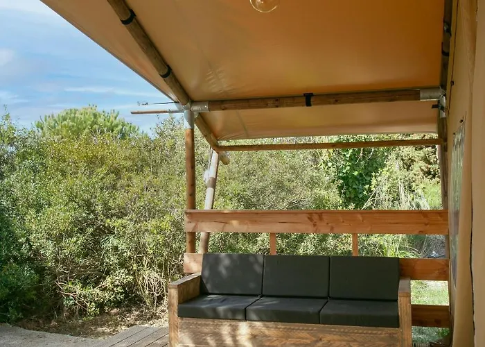 Holacamp Garrofer 2* Sitges