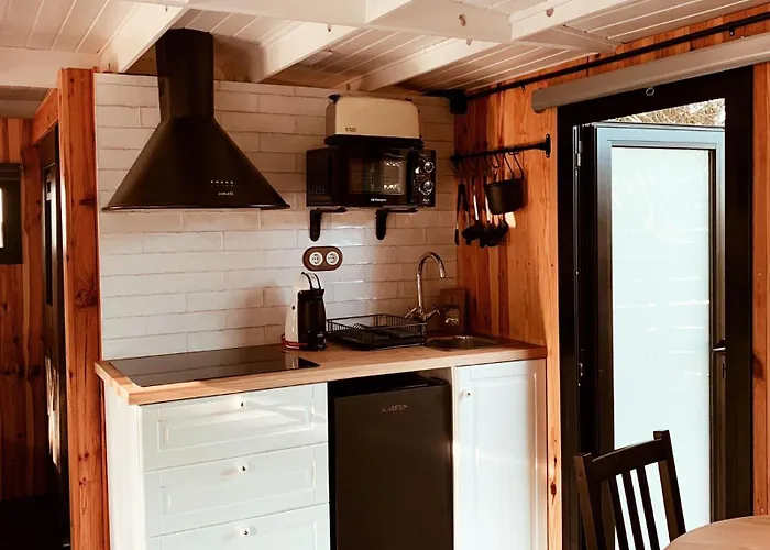 Holacamp Garrofer Kemp 2*