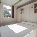 مكان تخييم Holacamp Garrofer 2*